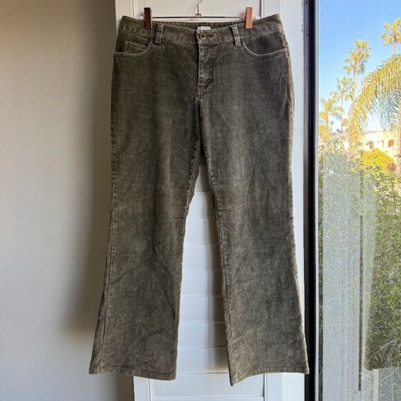 Caslon Low Rise Corduroy Bootcut Pants in Olive Green size 8 - Picture 1 of 11